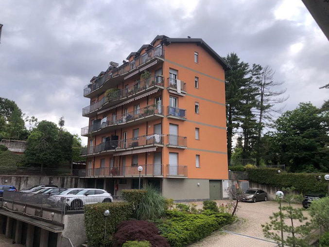 VARESE BILOCALE LIBERO SUBITO E IN ORDINE!