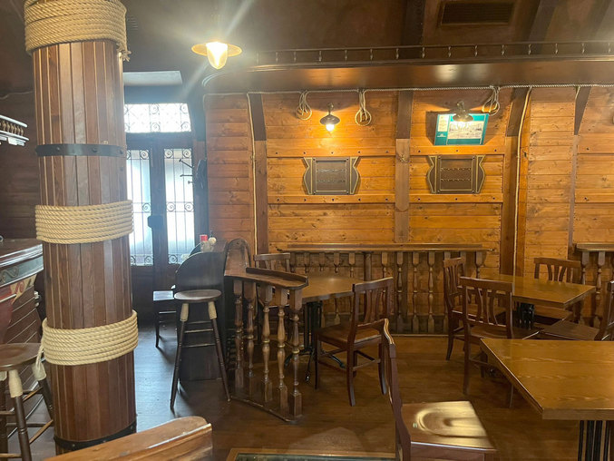 VARESE CASBENO NEGOZIO CON MURA DI 100 MQ OLTRE GIARDINO DI 85 MQ